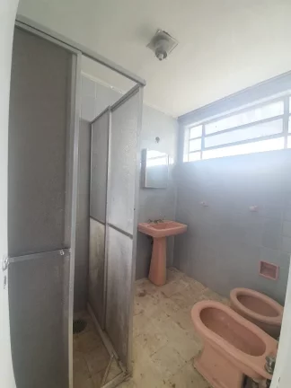 Imagem Casa para venda no bairro Três Figueiras em Porto Alegre