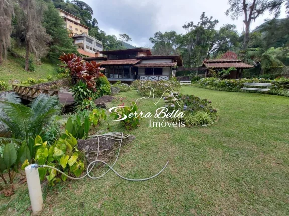 Imagem Casa com 3 dormitórios à venda, 200 m² por R$ 1.290.000,00 - Parque do Ingá - Teresópolis/RJ
