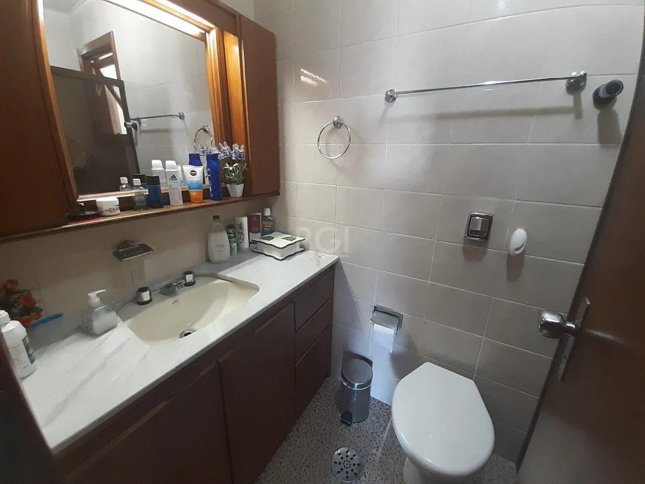 Imagem Cobertura para Venda - 281.25m², 3 dormitórios, sendo 1 suites, 2 vagas - Cristo Redentor