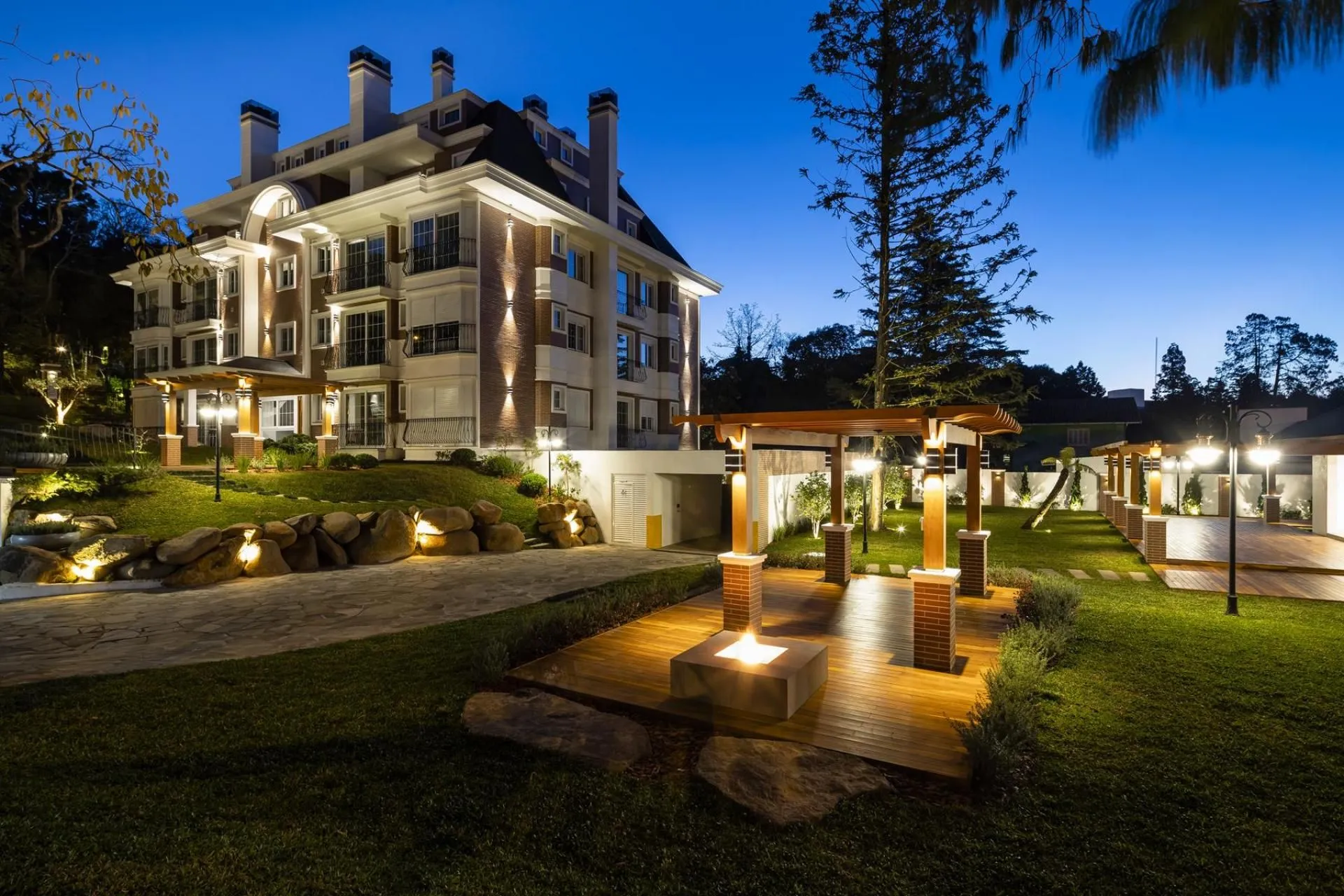 Imagem Apartamento à venda em Gramado, Planalto, com 3 quartos, 96.07m2