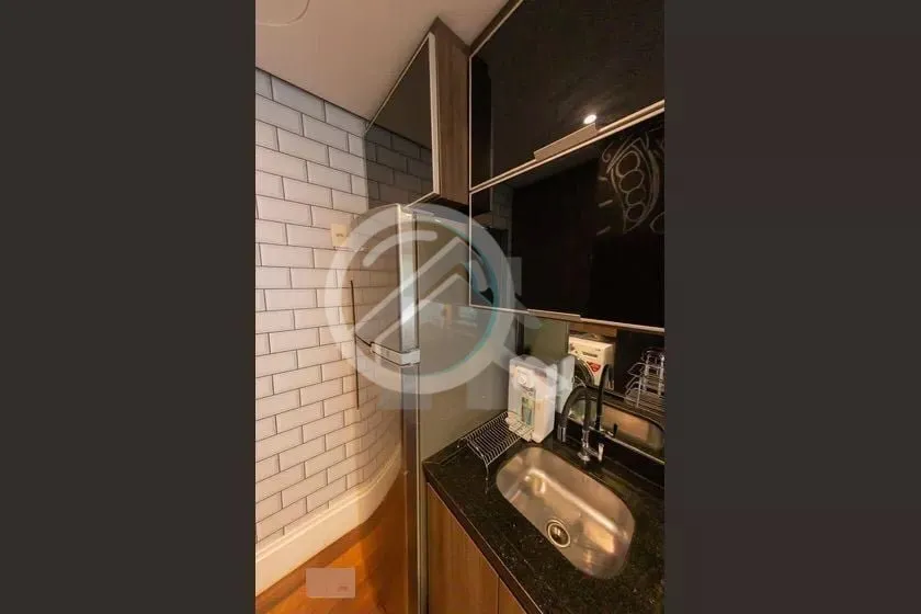 Imagem Procurando um cantinho todo seu, no coração da Cidade Baixa, em Porto Alegre? Este apartamento a v...