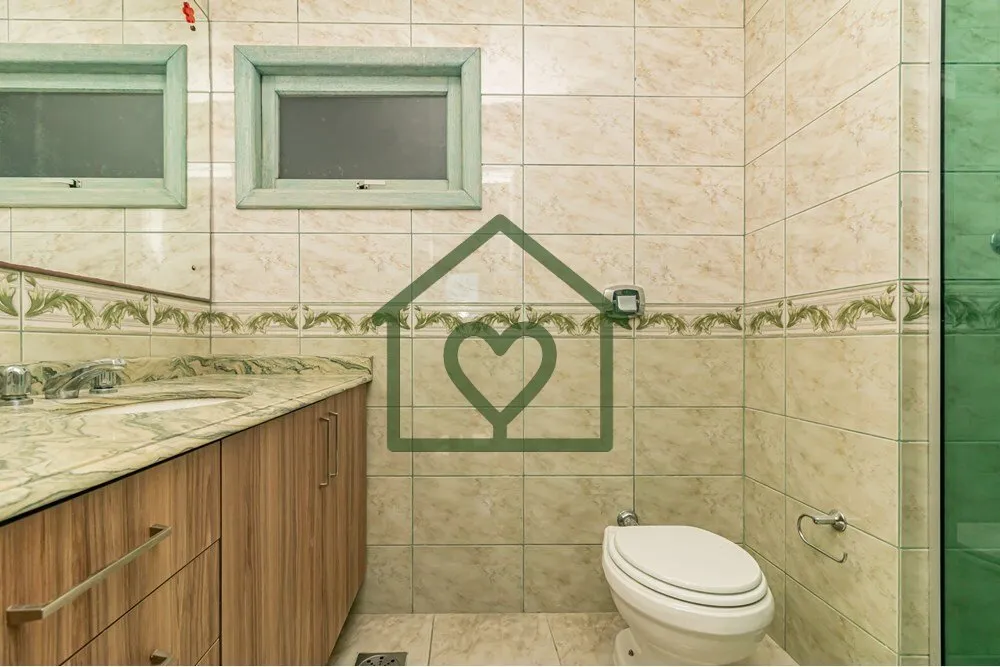 Imagem Apartamento semi mobiliado no Jardim Lindoia em Porto Alegre com 127 m², 3 dormitórios, 1 suíte c...