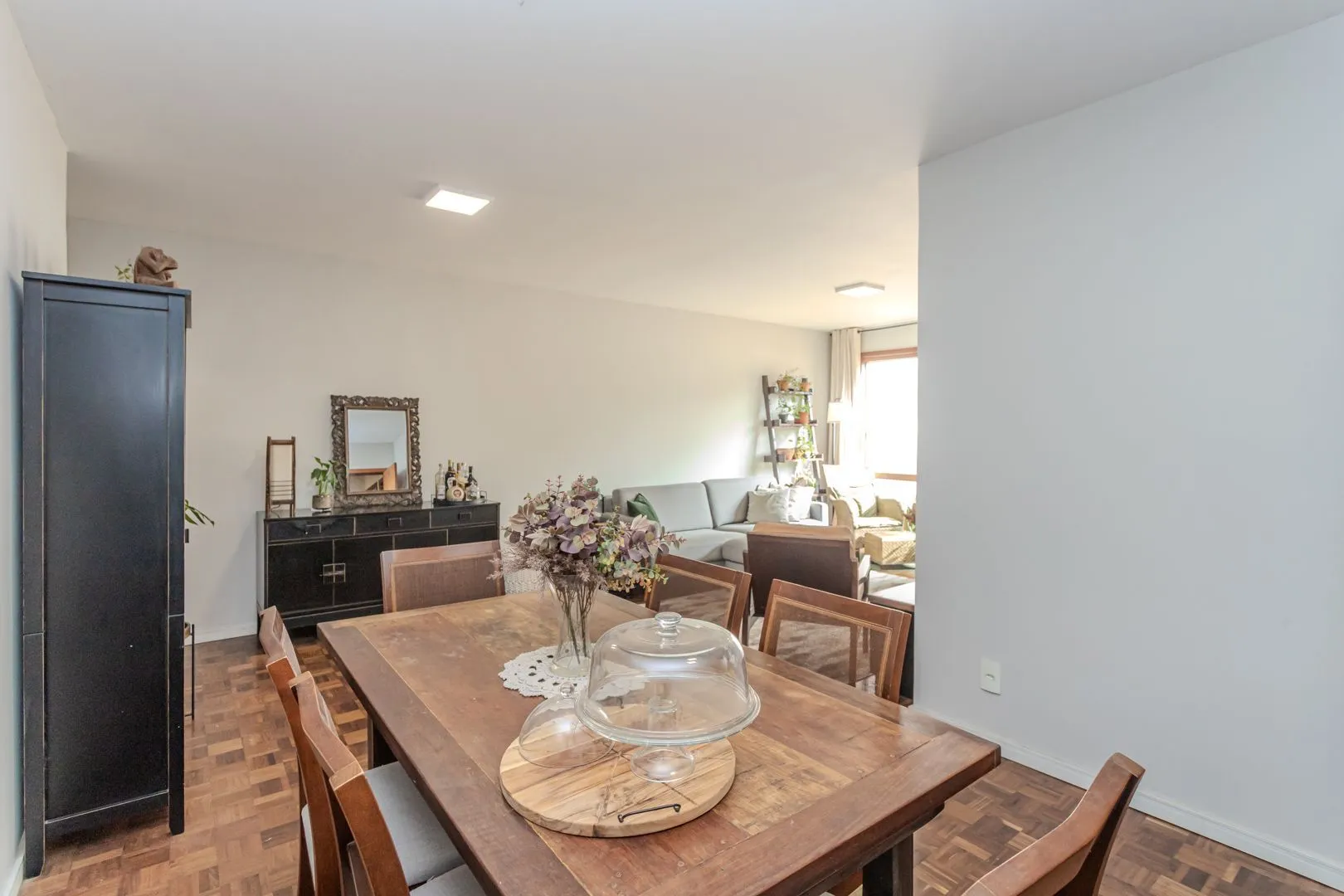 Imagem Apartamento de 3 dormitórios e vaga no bairro Petrópolis