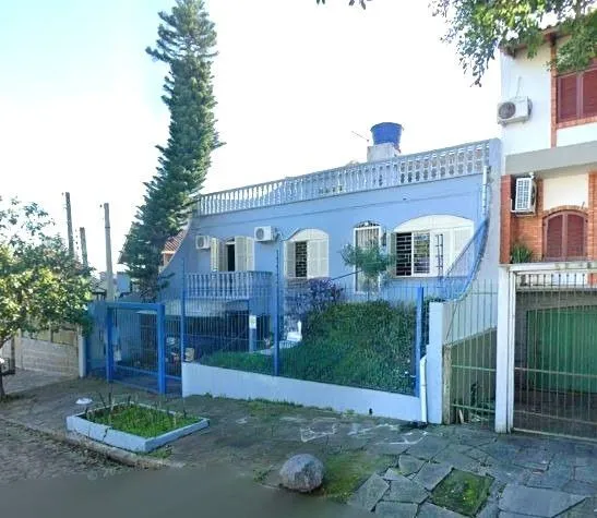Imagem Sobrado no bairro Vila Ipiranga de 4 dormitórios e 2 vagas