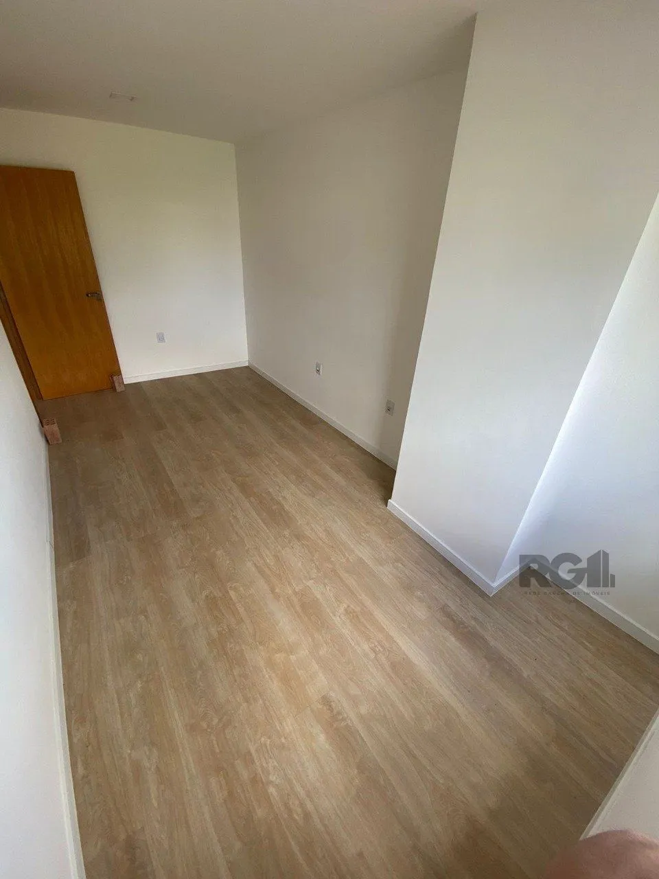 Imagem Casa com 03 Dormitórios / Amplo Terraço e Pátio
