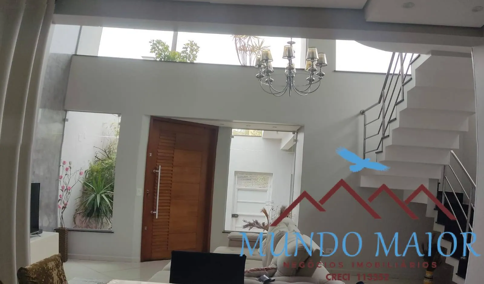 Imagem Sobrado Alto Padrão no Jardim Pedroso-3 Suítes e 4 Vagas Estuda Permuta!