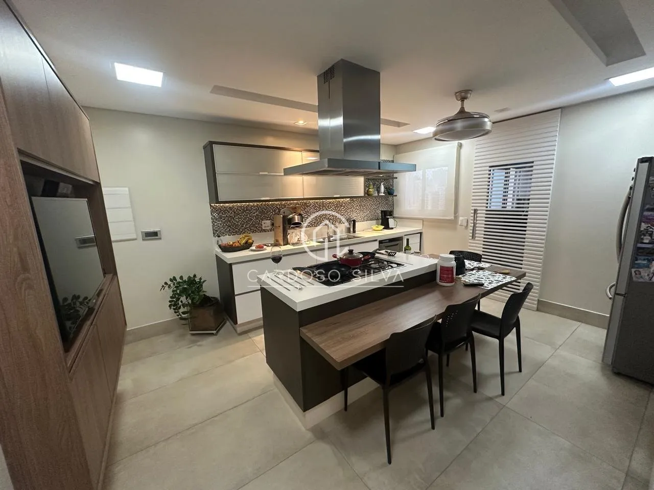 Imagem Espaço Cerâmica - Condomínio Premier - Apartamento de 162m2 com 03 suítes e 03 vagas de garagem - Lazer Completo
