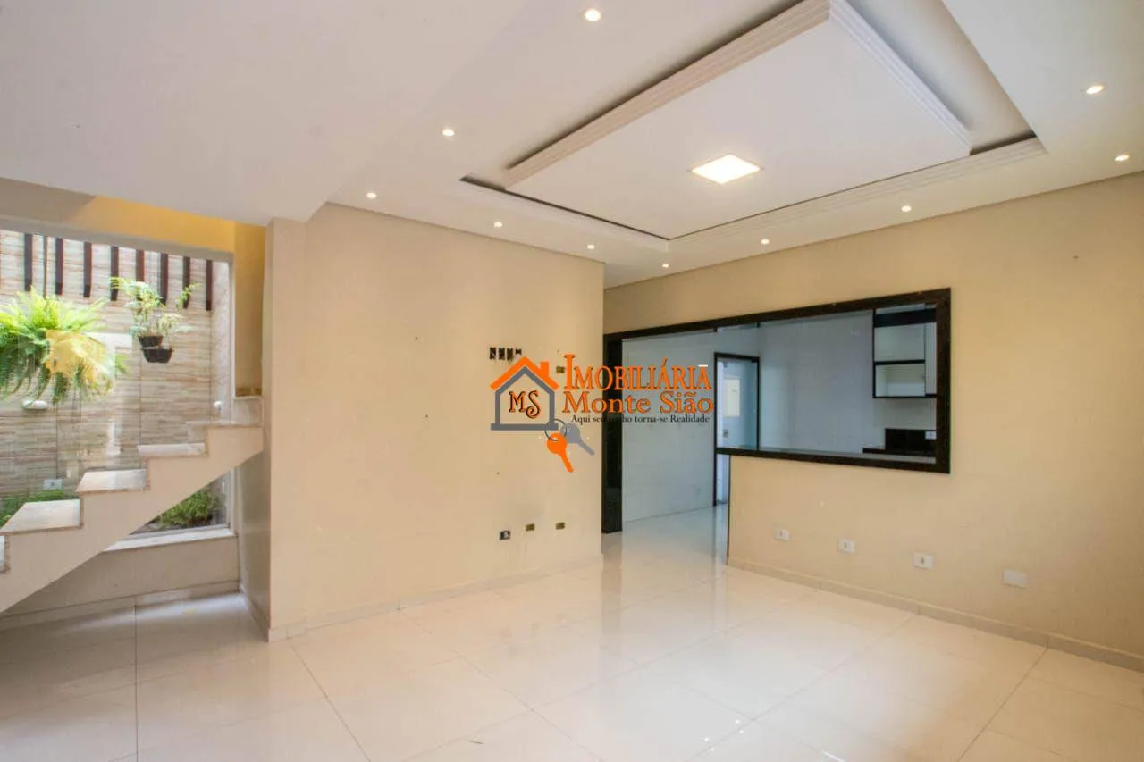 Imagem Sobrado com 3 dormitórios à venda, 140 m² por R$ 750.000,00 - Jardim Presidente Dutra - Guarulhos/SP