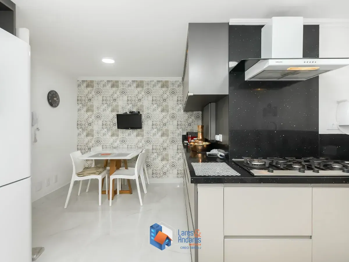 Imagem Apartamento para venda em Santo Amaro com 4 quartos, sendo 2 suítes, 159m²