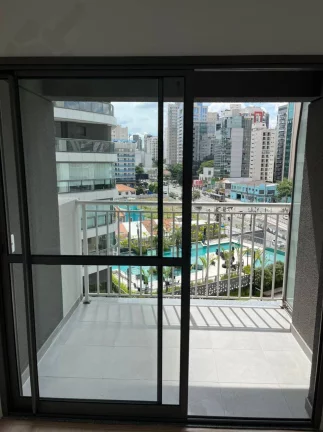 Foto do imóvel TOTALMENTE MOBILIADO * NOVÍSSIMO * SEM VAGA DE GARAGEM * LOCAÇÃO * em Avenida Santo Amaro