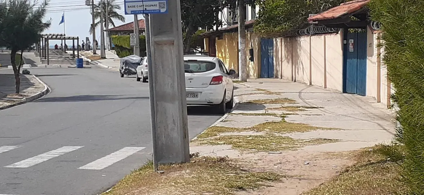 Imagem Casa para Venda em Cabo Frio / RJ no bairro Peró