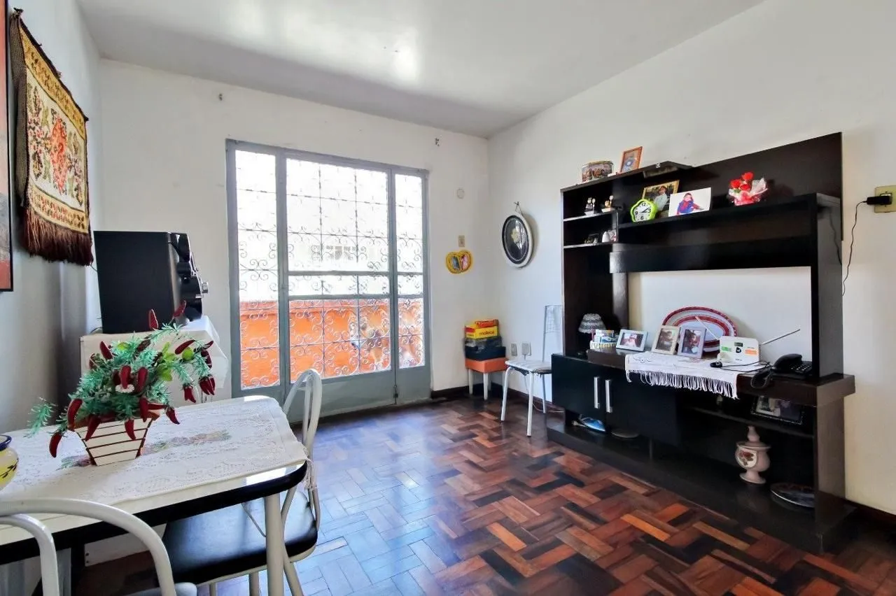 Imagem Casa de 3 quartos no bairro Tristeza Zona Sul