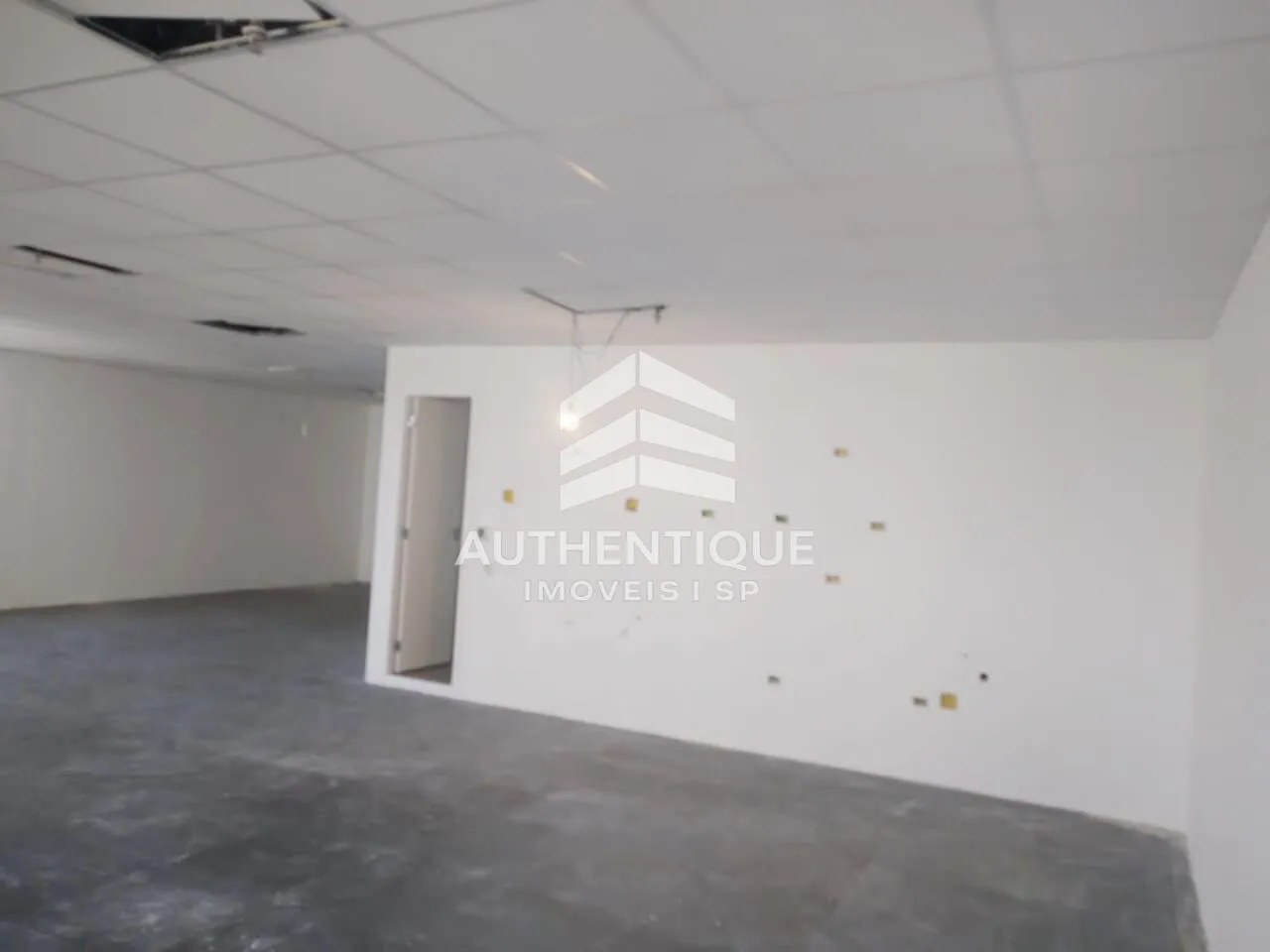 Imagem TORRE 2000 PINHEIROS - Sala Comercial em Pinheiros à venda