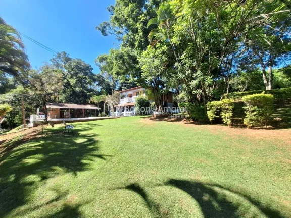 Imagem Linda chácara com total privacidade em meio à natureza!
Casa com 3 suítes (2 com closet), sala í...
