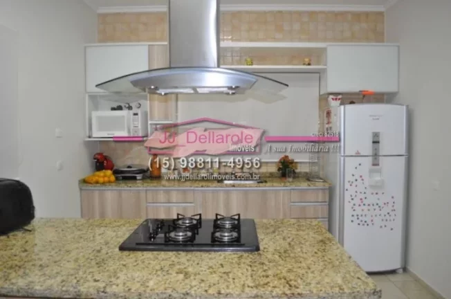 Imagem Belíssima casa em condomínio de alto Padrão