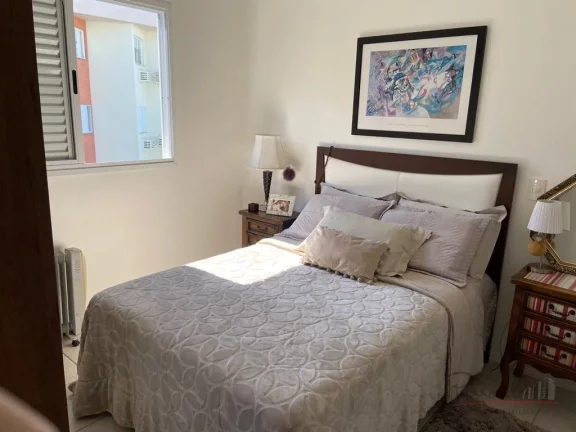 Imagem Apartamento com 3 dormitórios, sendo 1 suíte, banheiro, living com sala de estar e jantar, cozinha...