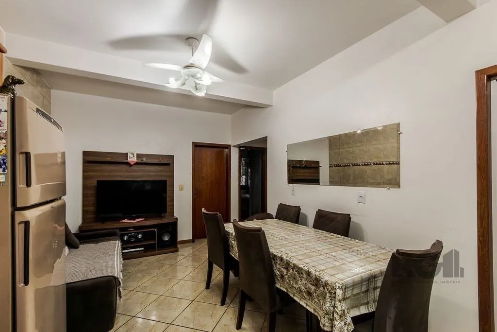 Imagem Casa de 4 dormitórios no bairro Santa Rosa de Lima