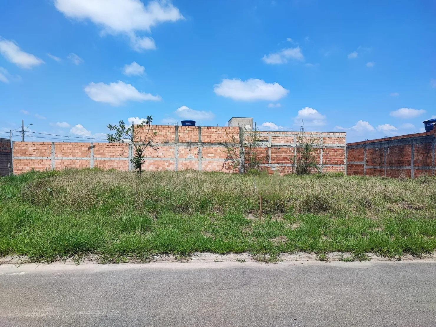 Imagem Terreno à venda 200M², Cesar Park, Pindamonhangaba - SP