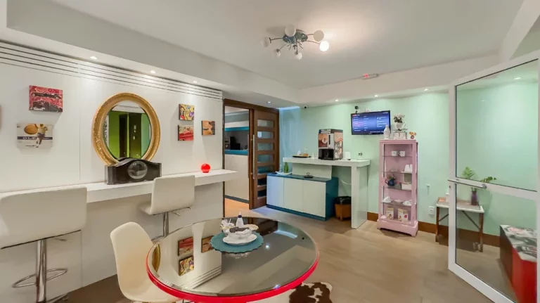 Imagem Apartamento para venda no bairro Moinhos de Vento em Porto Alegre