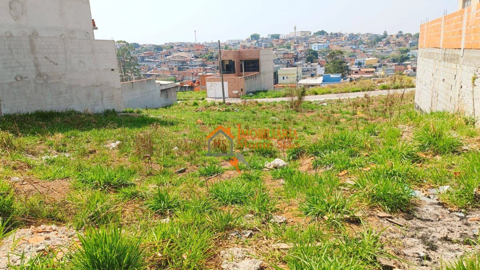 Imagem Terreno à venda, 140 m² por R$ 170.000,00 - São João - Guarulhos/SP