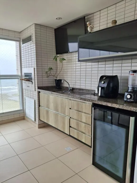Imagem APARTAMENTO COM 101,00 m² - GUILHERMINA - PRAIA GRANDE SP