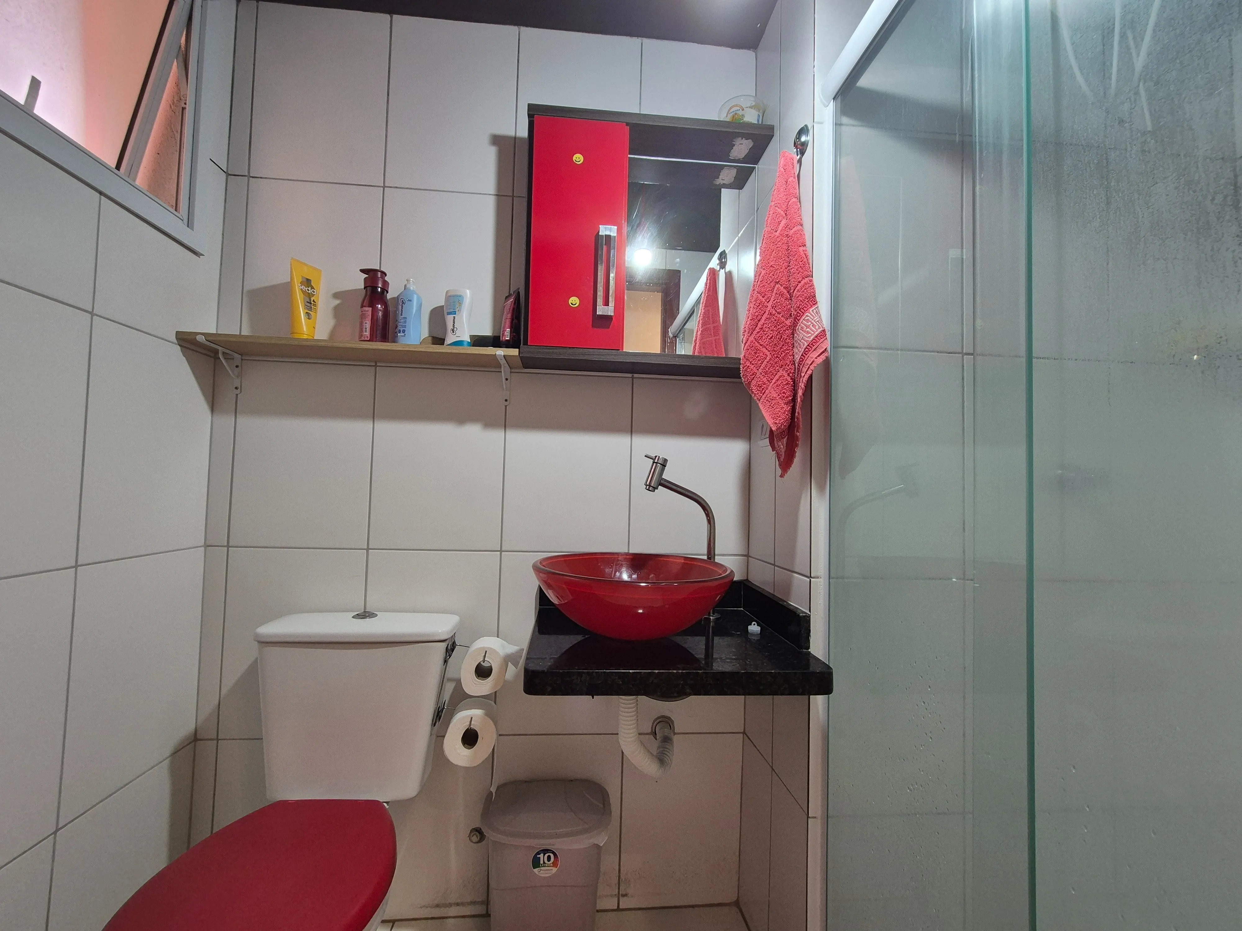 Imagem Apartamento à venda no Jardim São Carlos, Sorocaba, 51 m², 2 dormitórios, varanda, andar alto, vista livre, lazer completo e próximo ao Campolim