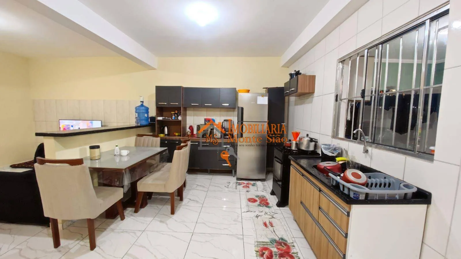 Imagem Sobrado à venda com 3 casas, 250 m² por R$ 450.000 - Parque Primavera - Guarulhos/SP
