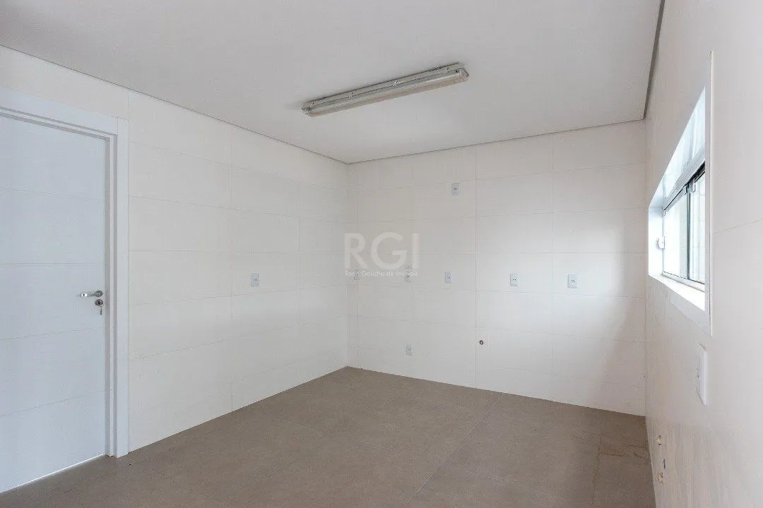 Imagem Casa Condominio para Venda - 219m², 3 dormitórios, sendo 1 suites, 2 vagas - Vila Nova
