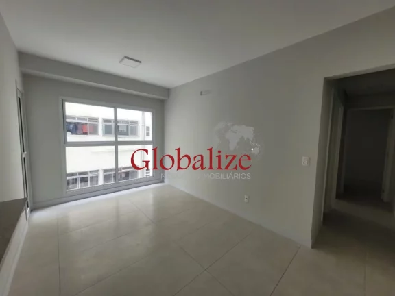 Foto do imóvel Apartamento à venda com 82m², 2 suites, varanda com Grill, piscina, vaga demarcada por R$875.000,00 na Ponta da Praia em Santos