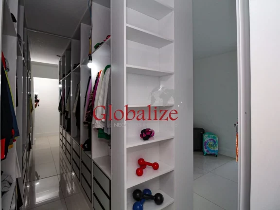 Imagem Apartamento à venda 3 quartos, 2 suítes 2 vagas de garagem na Ponta da Praia em Santos por R$1.500.000,00