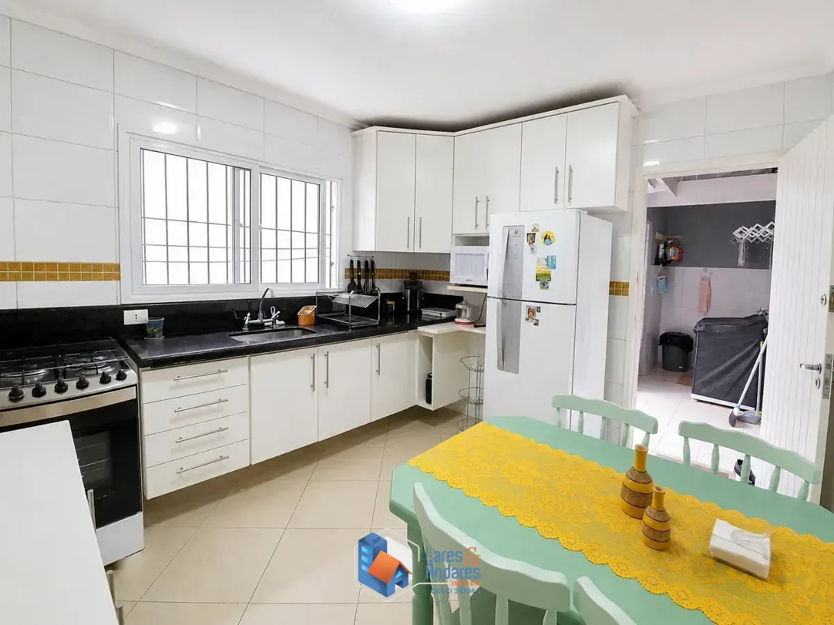 Imagem Casa para venda em Jardim Cidália com 3 quartos, sendo 1 suíte, 122m²