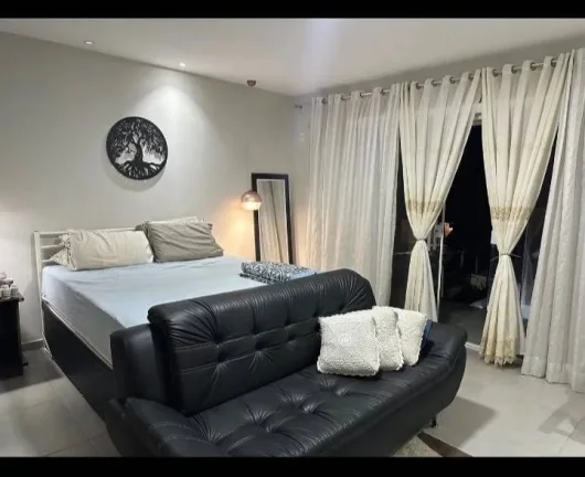 Imagem CASA DÚPLEX COM PÉ DIREITO ALTO LINDA TAQUARA NAO ACEITA FINANCIAMENTO