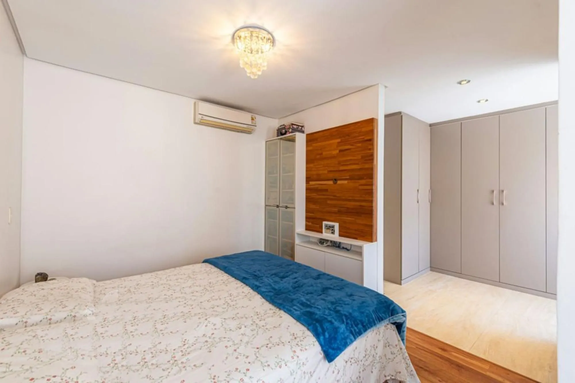 Imagem Casa de Esquina exclusiva em condominio fechado!!!