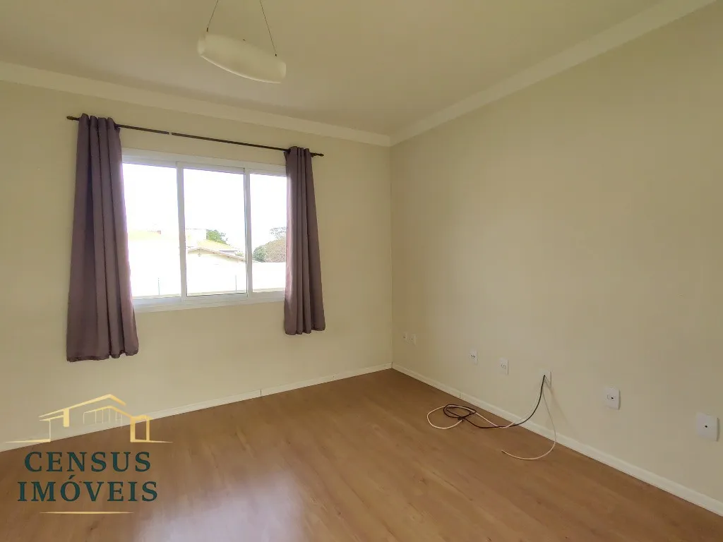Foto do imóvel: Residência Impecável no Jardim Panorama: 3 Quartos, 2 Suítes, 3 Salas, 4 Banheiros, 4 Vagas de Garagem, 316, 64m² - Vinhedo-SP em Jardim Panorama
