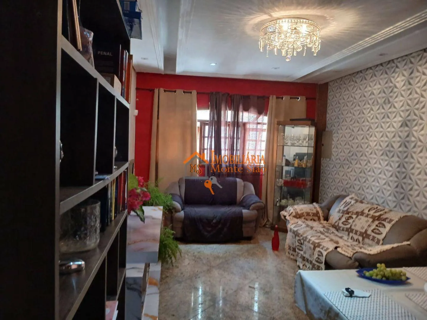 Foto do imóvel Sobrado com 4 dormitórios à venda, 300 m² por R$ 850.000,00 - Vila Augusta - Guarulhos/SP