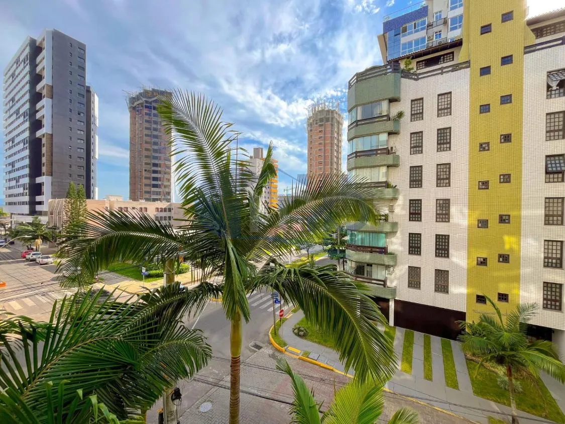 Imagem Apartamento a venda com 3 dormitorios no centro de Torres/RS