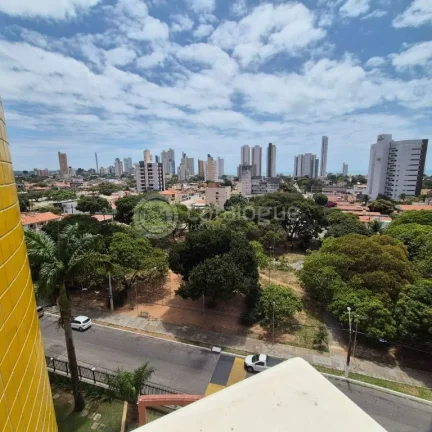 Imagem Vendo apartamento no Ed.Mirante da Praia com 3 quartos sendo 1 suite, mais Dce, 2 vagas condominio completo