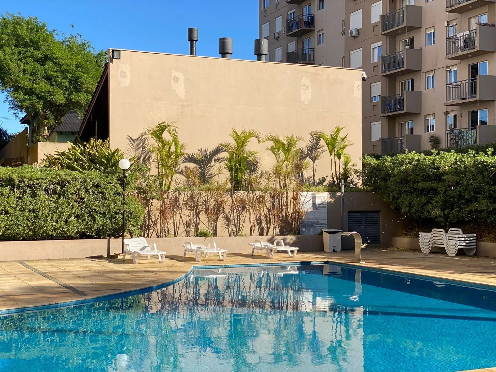 Imagem Apartamento com 03 quartos e 01 vaga Bairro Camaquã
