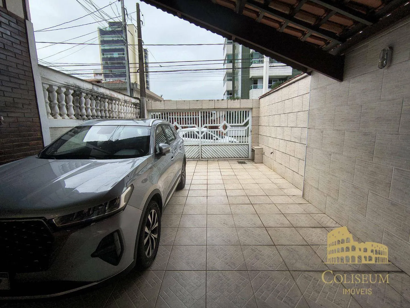 Imagem Casa com 2 dormitórios à venda, 130 m² por R$ 550.000,00 - Vila Guilhermina - Praia Grande/SP