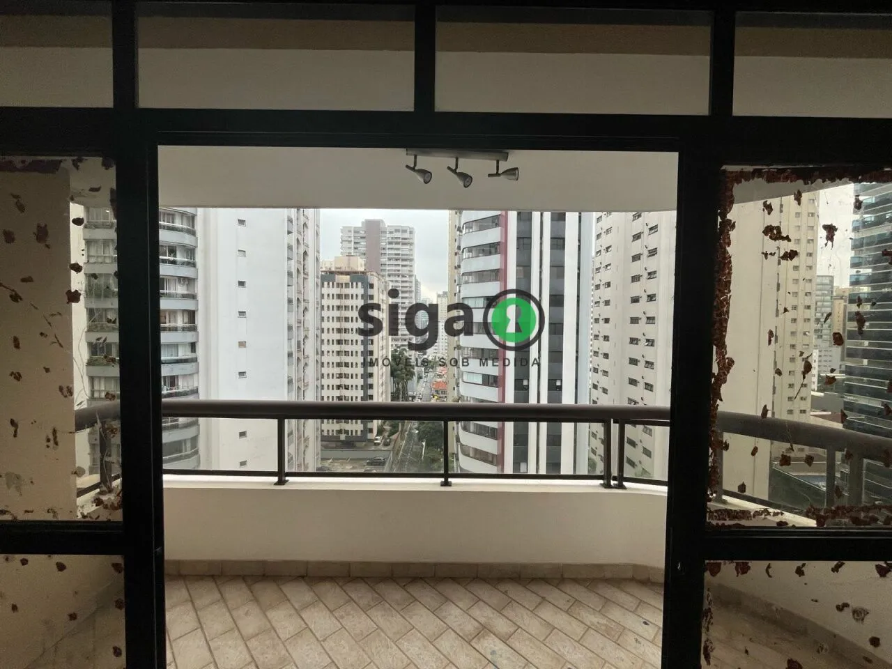 Imagem venda em condominio em moema Condomínio Piazza Renascença?