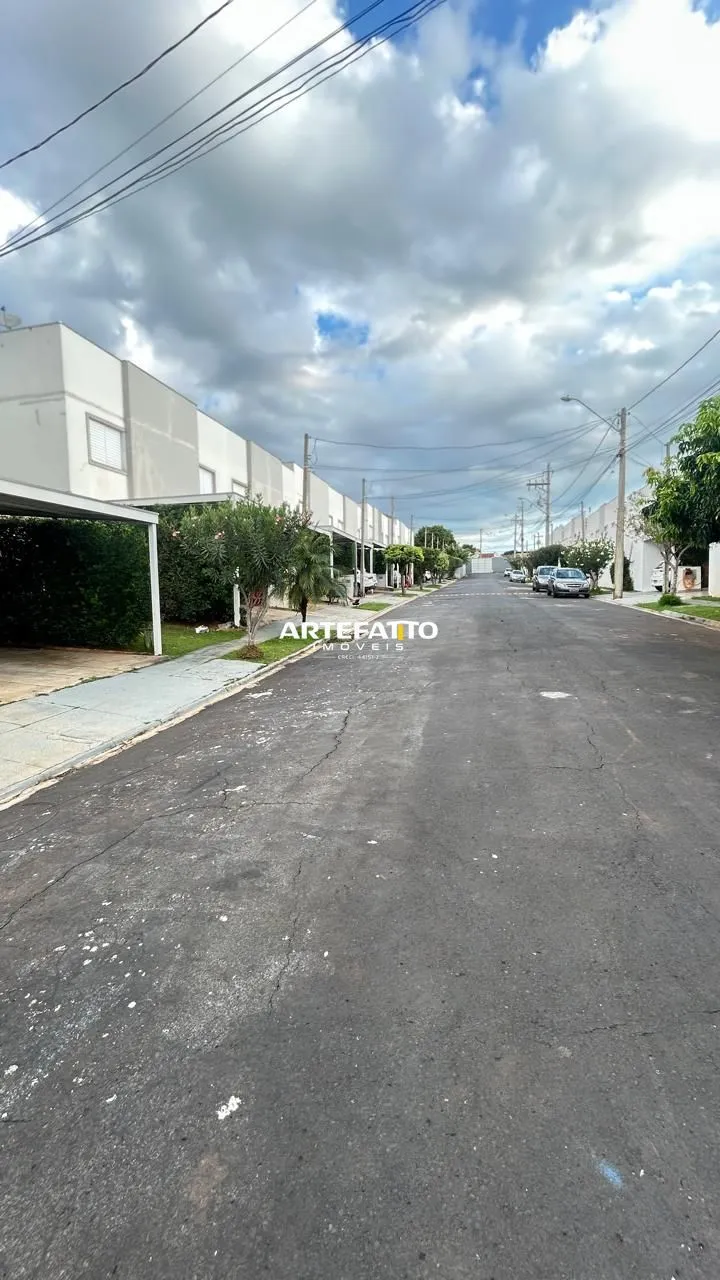 Imagem Sobrado à venda em Franca, Chácaras São Paulo, com 3 quartos, 70m2