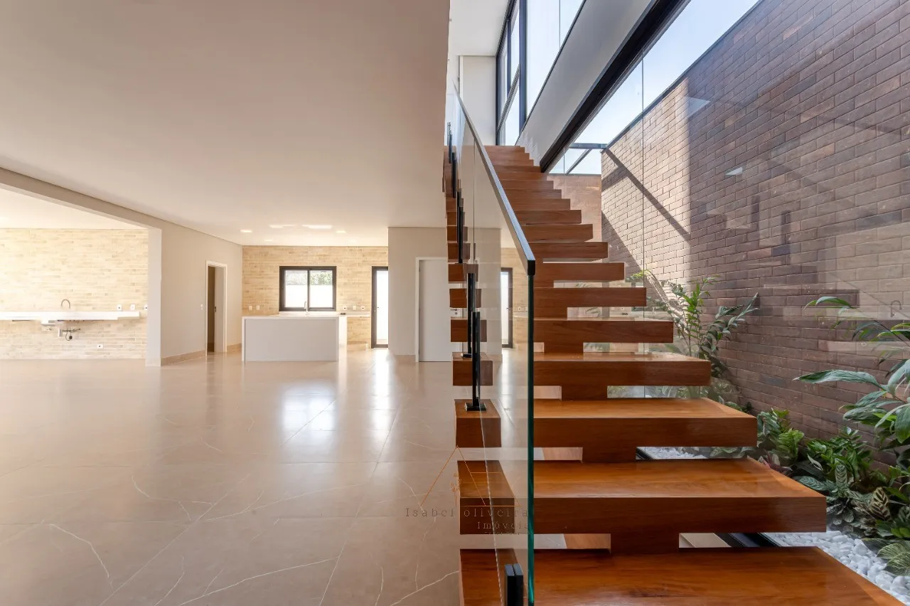 Imagem Luxuosa Casa em Condomínio à Venda em Itu-SP - Condomínio Villas do Golf - Itu/SP