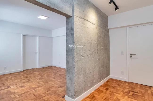 Imagem Apartamento à venda em São Paulo-SP, 2 quartos, 2 suítes, 1 sala, 3 banheiros, 2 vagas, 100m² no Cerqueira César.