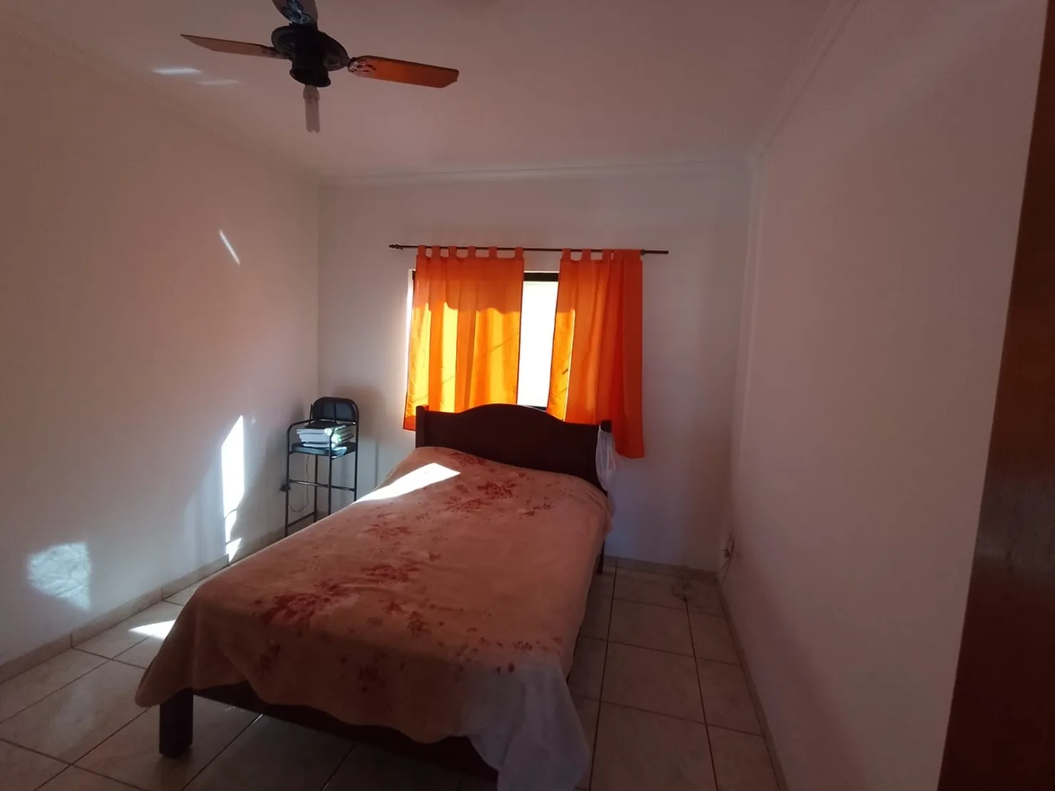 Imagem Casa à venda 5 Quartos, 1 Suite, 4 Vagas, 250M², Jardim Independência, Taubaté - SP