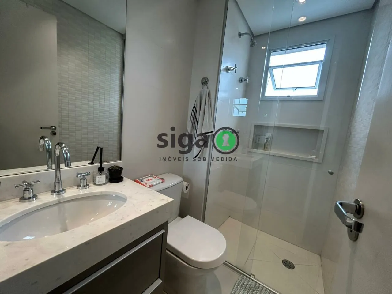 Imagem Apartamento à Venda no Morumbi!! com 2 Quartos, 1 Suíte e 2 Vagas ? 74m²