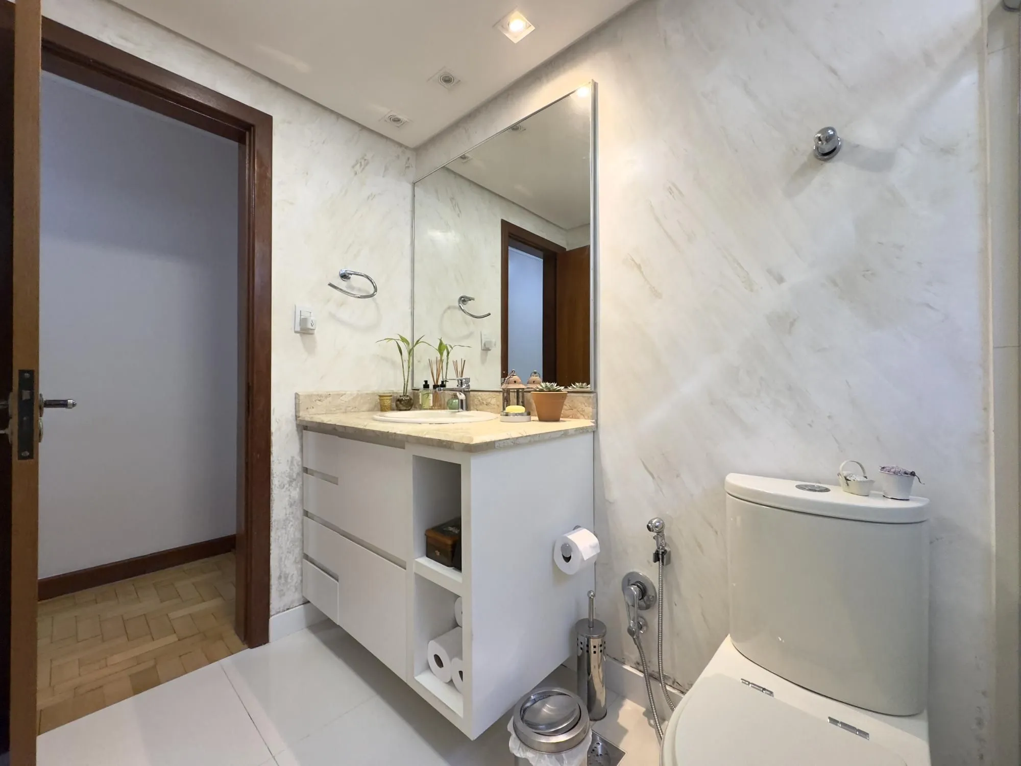 Imagem APARTAMENTO 2 DORMITÓRIOS SUPER CHARMOSO NO BAIRRO CENTRO HISTÓRICO