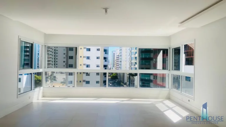 Imagem Apartamento Quadra Mar para Venda em Balneário Camboriú, CENTRO, 3 dormitórios, 3 suítes, 4 banheiros, 3 vagas