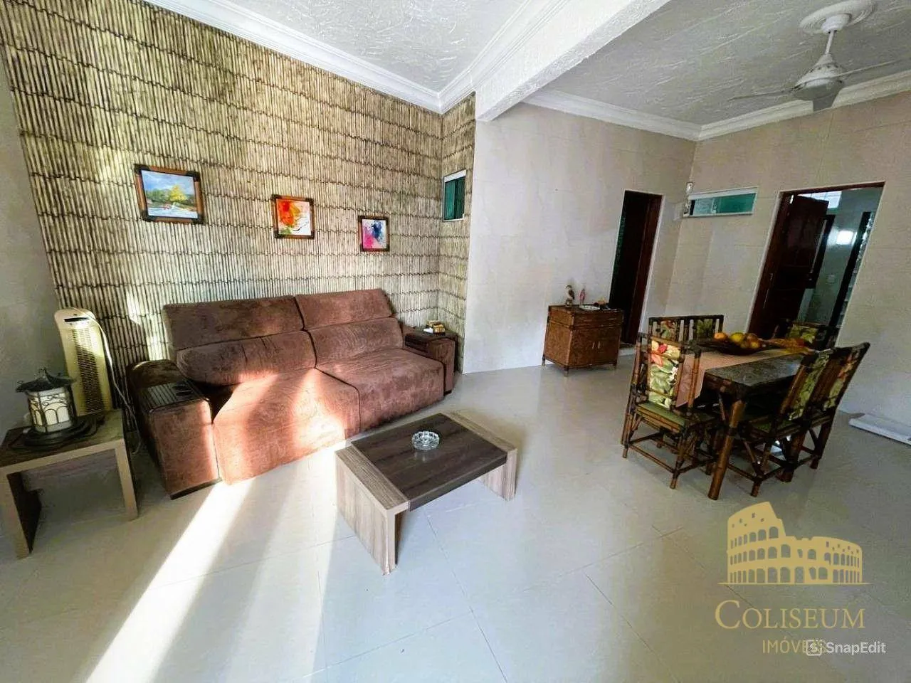 Imagem Casa com 3 Suítes e Piscina no Flórida