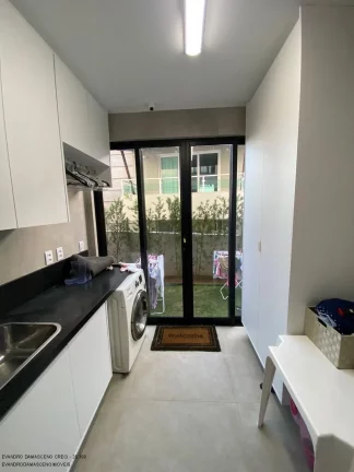 Imagem Casa em Condomínio de Alto Padrão em Alphaville I - Salvador-BA: 4 Quartos, 3 Suítes, 2 Salas, 2 Banheiros, 4 Vagas, 400m²!