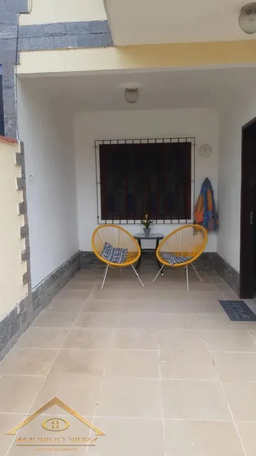 Imagem Casa em Condomínio para Venda em Cabo Frio / RJ no bairro Palmeiras